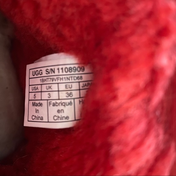 Genuine UGG Women's Classic Mini II Ankle Boots 
5 - Picture 6 of 6